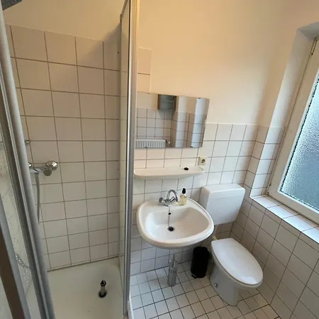 Jonnyshostel Daire 3*