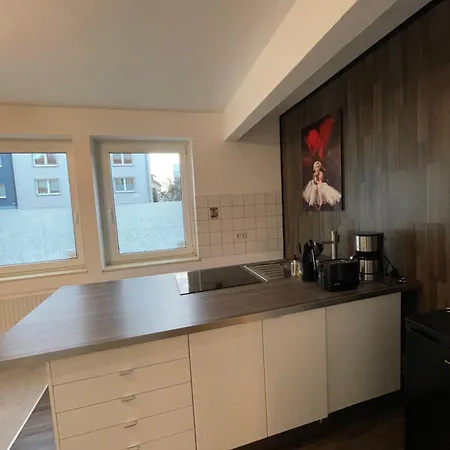 Jonnyshostel Daire 3*