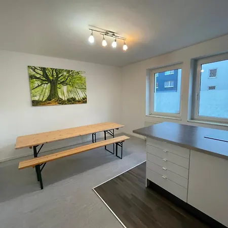 Jonnyshostel Apartmán *